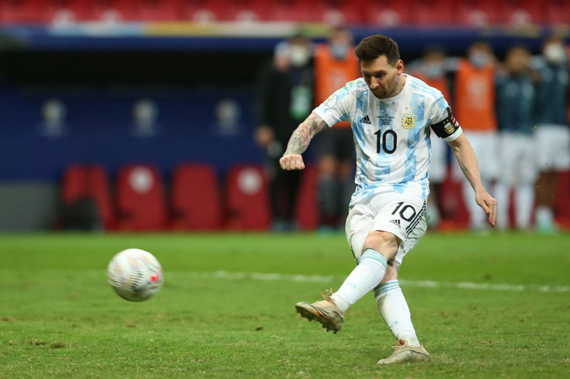 Messi ghi được bao nhiêu bàn từ đá phạt?